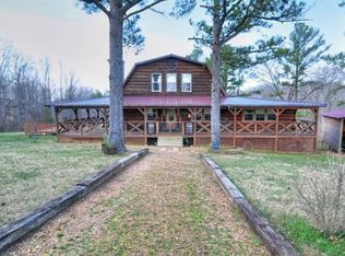 675 Dudley Ferry Loop, Hurricane Mills, TN 37078