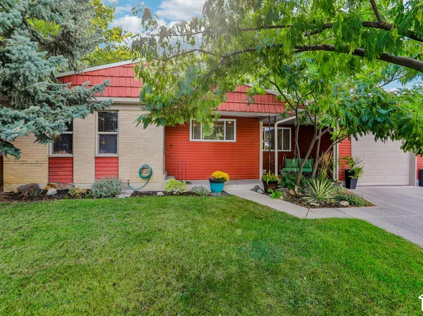7449 S Bridgewater Dr, Cottonwood Heights, UT 84121