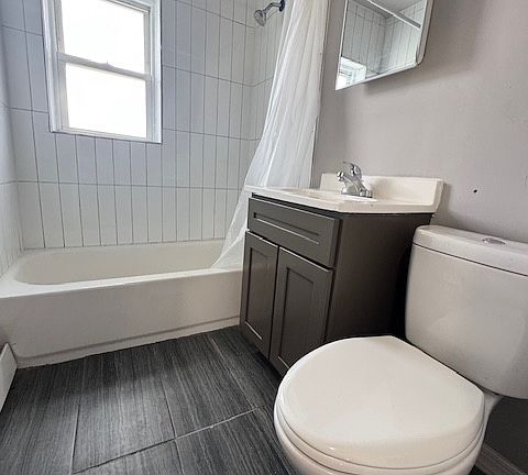 4th image of 9 Monmouth Ave #13