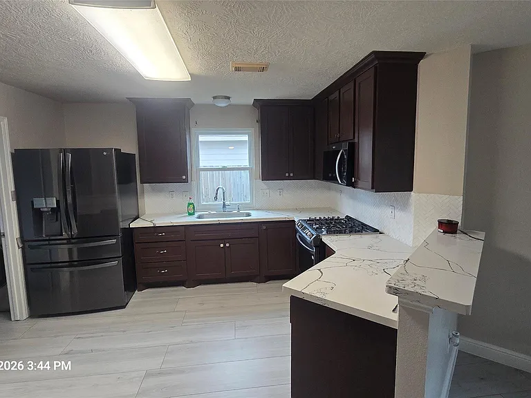 7239 Foxbrook Dr — Photo 5