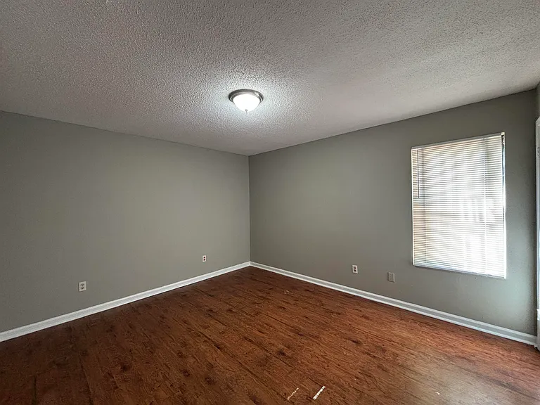 4450 Arnold Cv — Photo 9