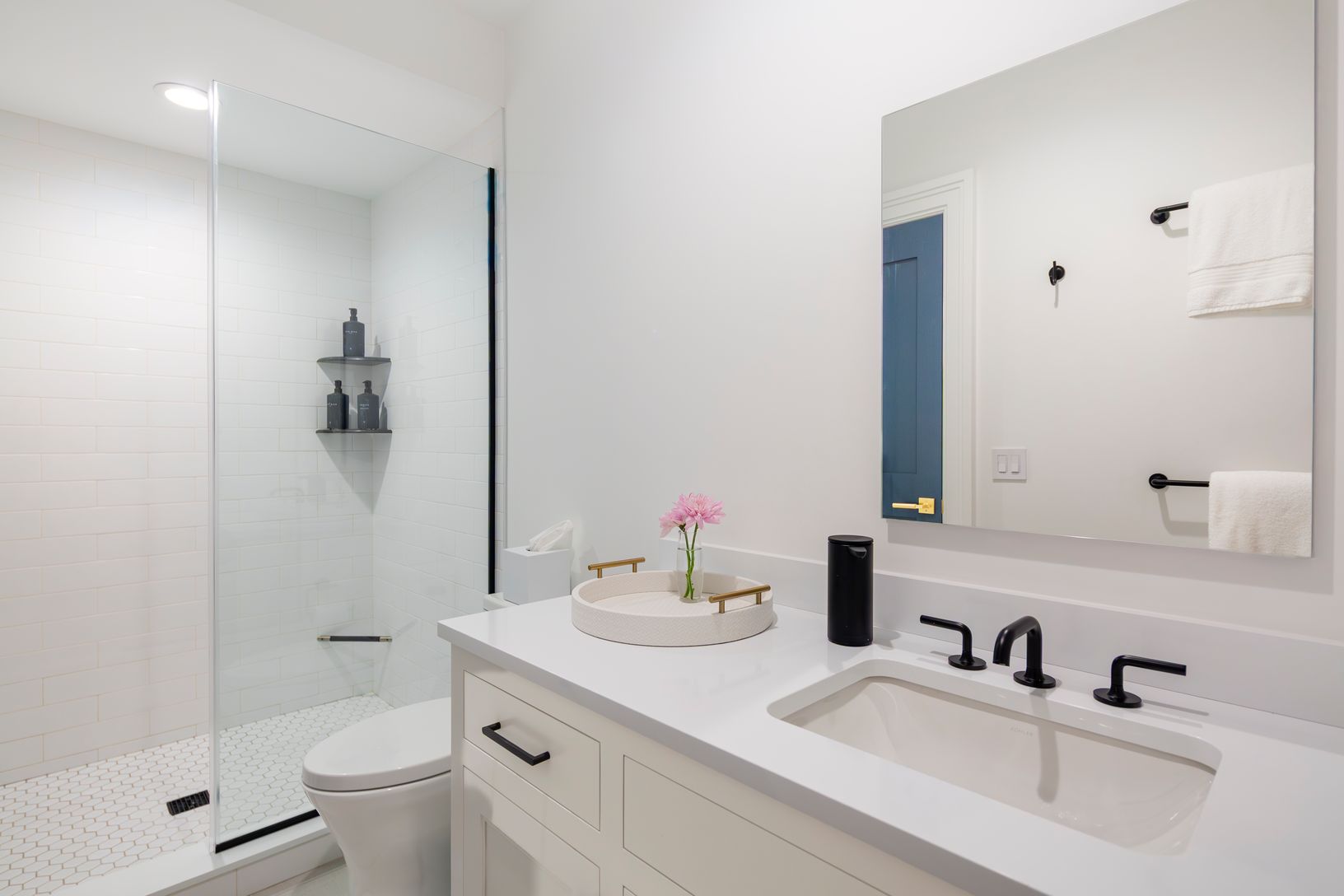  5th Bedroom/Bathroom