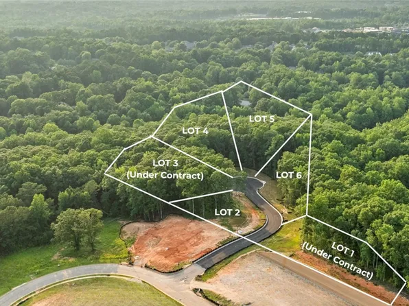 725 Talmadge Ln, Auburn, AL 36830