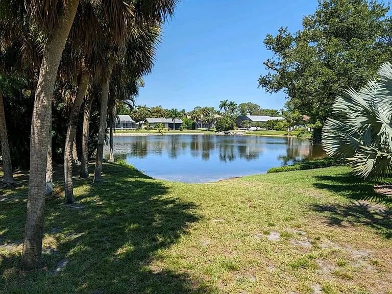 12299 McGregor Woods Cir — Photo 29