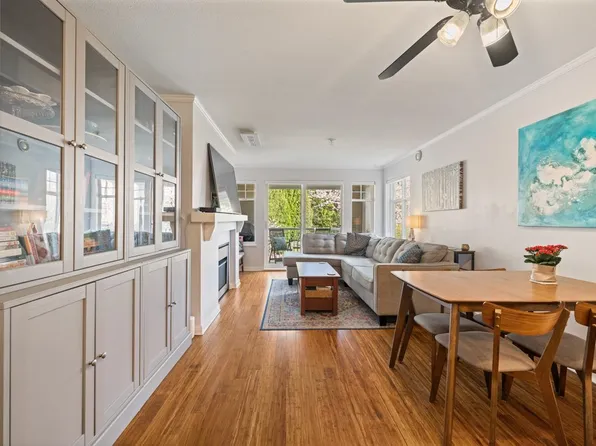 1428 Parkway Blvd #310, Coquitlam, BC V3E 3L8