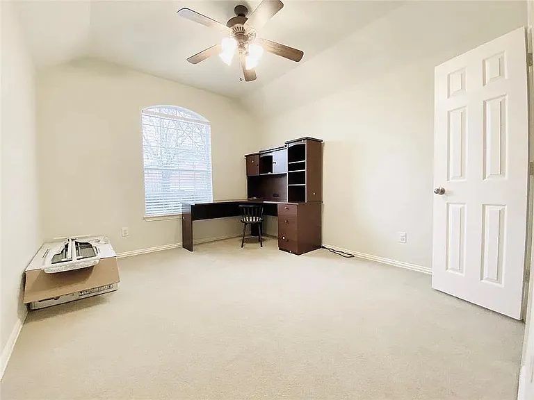 3416 Woodheights Ct — Photo 8