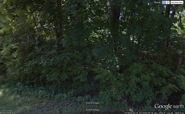 2nd image of 3912 Foch St