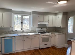 55 Prospect Ave, Lynnfield, MA 01940