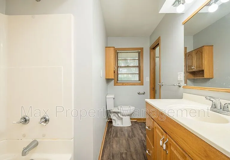 3934 Oakshire Rd — Photo 13