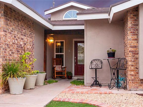 4th image of 11839 Priscilla Cir