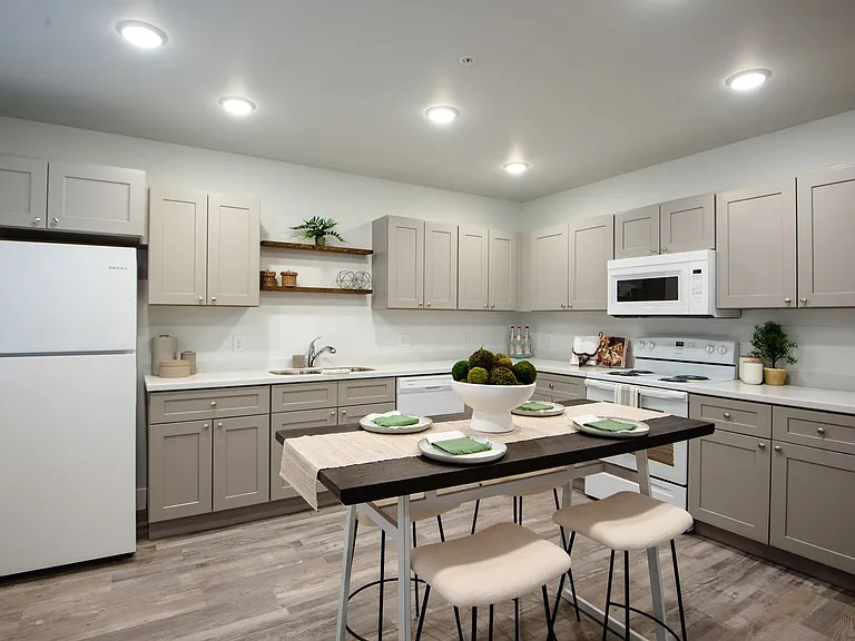 Millhouse East + West — Photo 7