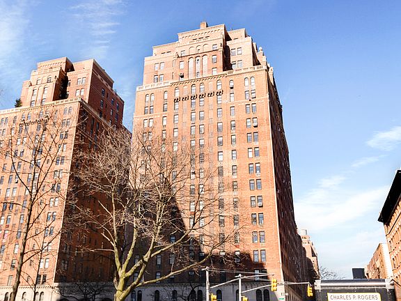 5th image of 405 W 23rd St APT 16E