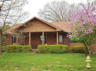 707 S Orchard Crest Ave, Springfield, MO 65802