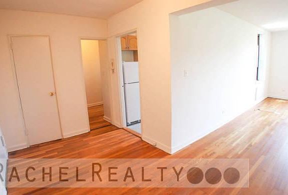 2nd image of 4475 Henry Hudson Pkwy APT 2E