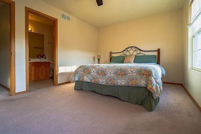27 Fetzer Ct #4 — Photo 5