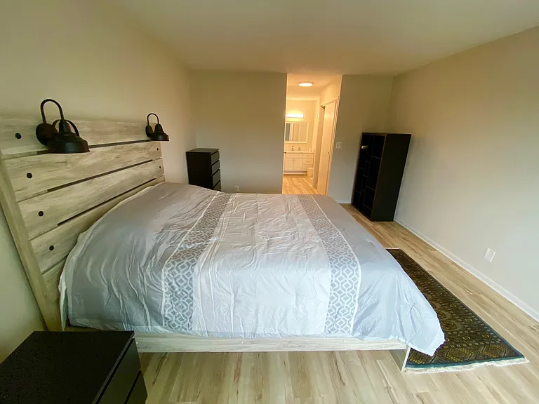 8380 Greensboro Dr #1005 — Photo 12