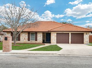 2462 Rockaway Ln, San Antonio, TX 78232