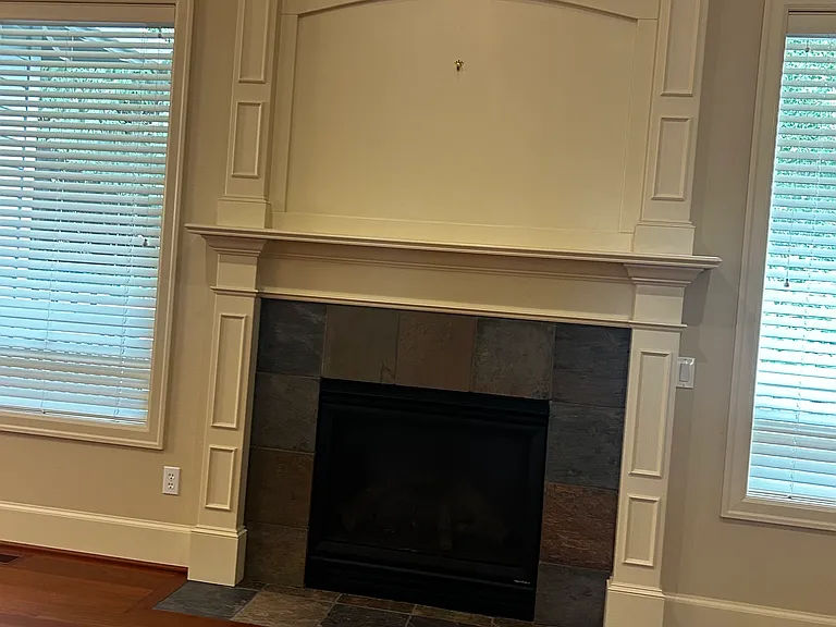 3042 N Irvine St — Photo 7