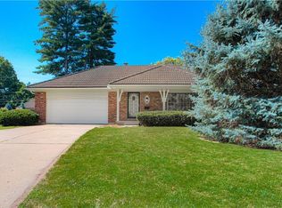 413 W 111th Ter, Kansas City, MO 64114