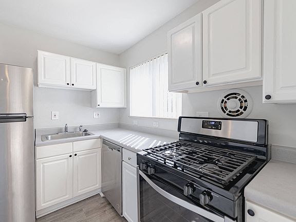3rd image of 1100 Indian Circle Dr #1108D