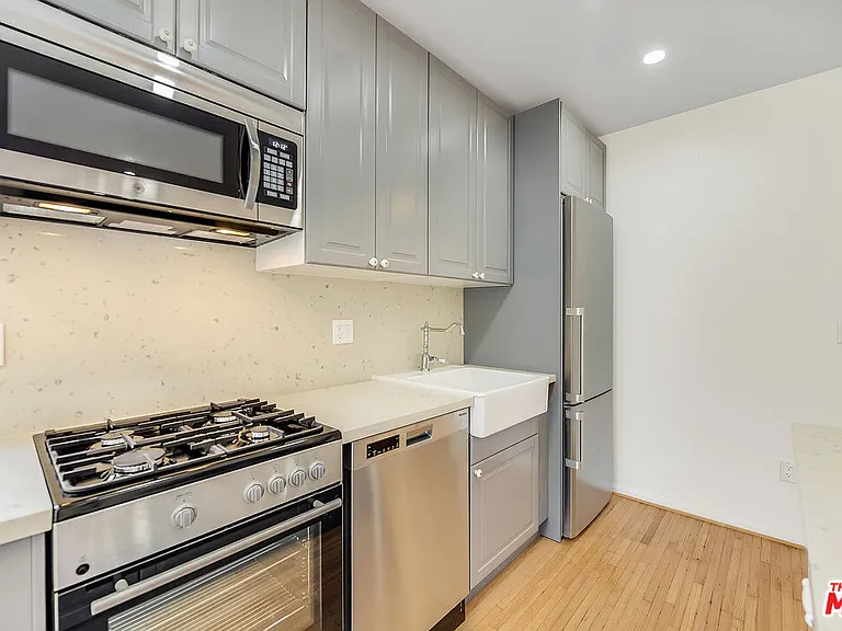1655 Malcolm Ave #1/2 — Photo 14