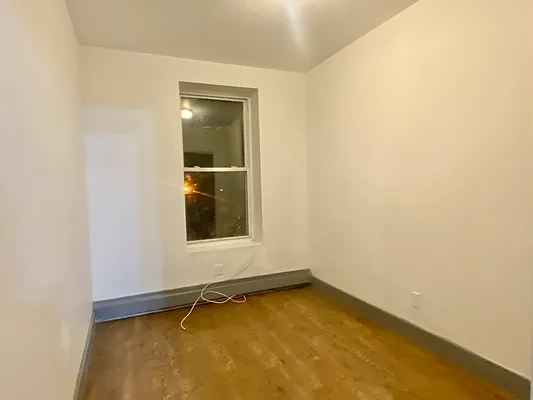 Rented by Hagstrom Management Inc | media 4