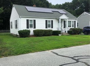 12 Keane St, Lincoln, RI 02865