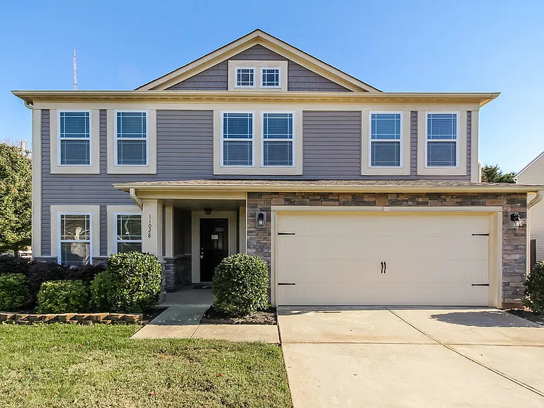 11028 Belmont Run Ln — Photo 1