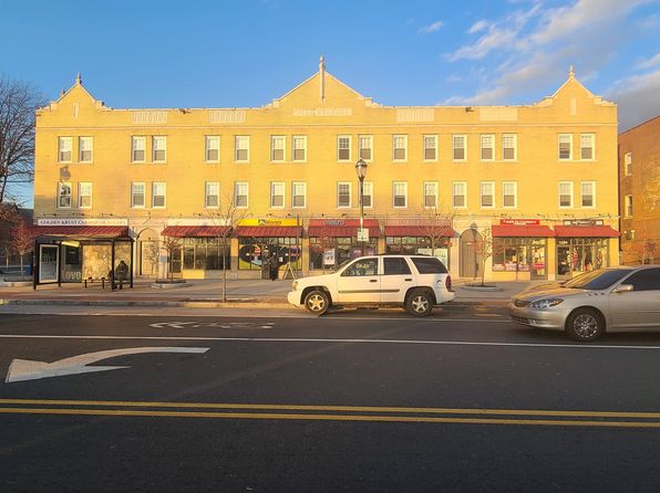 1154-1170 Albany Ave