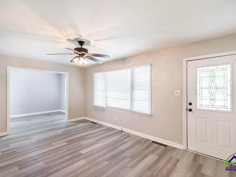 103 Sparta St — Photo 6