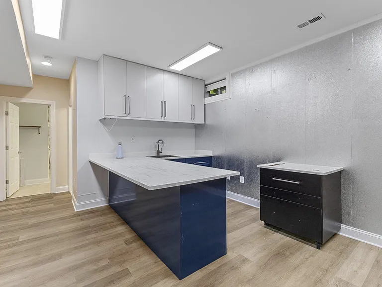 4900 Quixote Ct — Photo 17