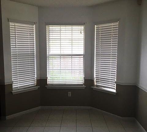 5th image of 922 Northern Dancer Dr