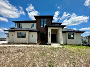 17325 Larsen St, Overland Park, KS 66221
