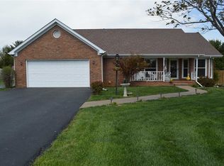 69 Fox Run Way, Bowling Green, KY 42104