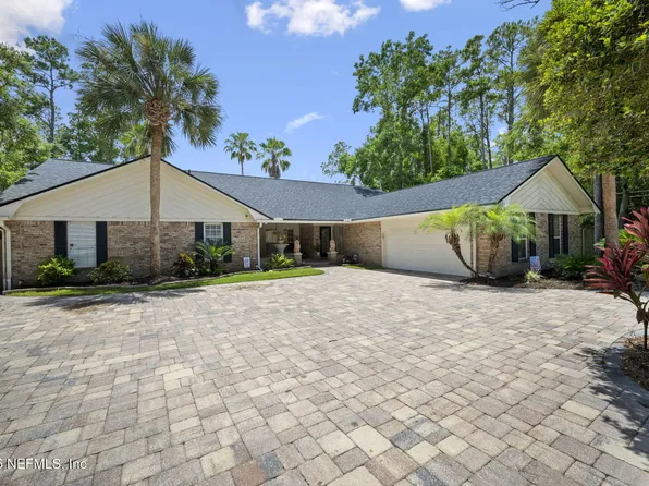 2554 LYNNHAVEN Terrace, Jacksonville, FL 32223