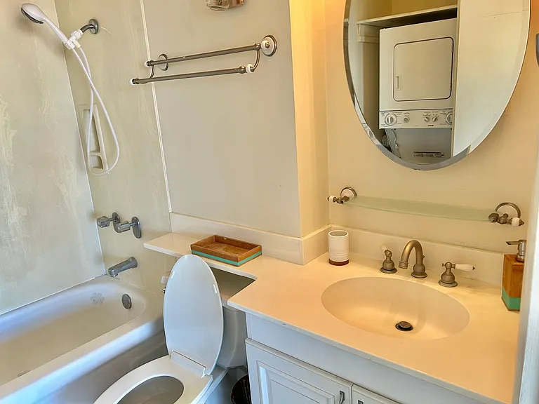 775 Kinalau Pl #1507 — Photo 9