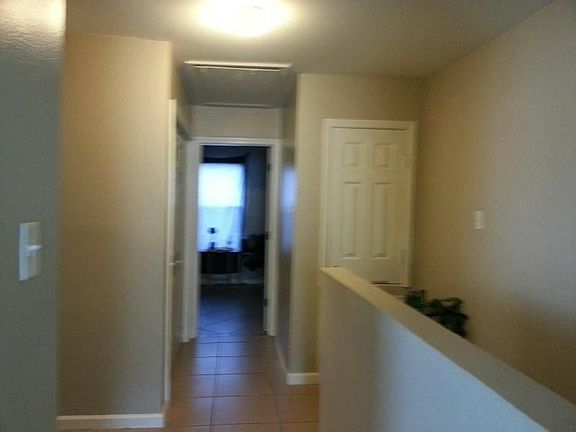 4th image of 6596 Harbourview Dr