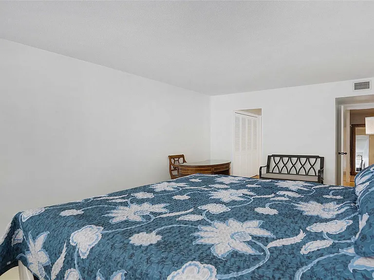3430 Galt Ocean Dr #802 — Photo 28