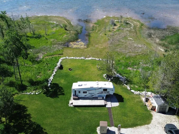 9024 Ll Rd, Rapid River, MI 49878
