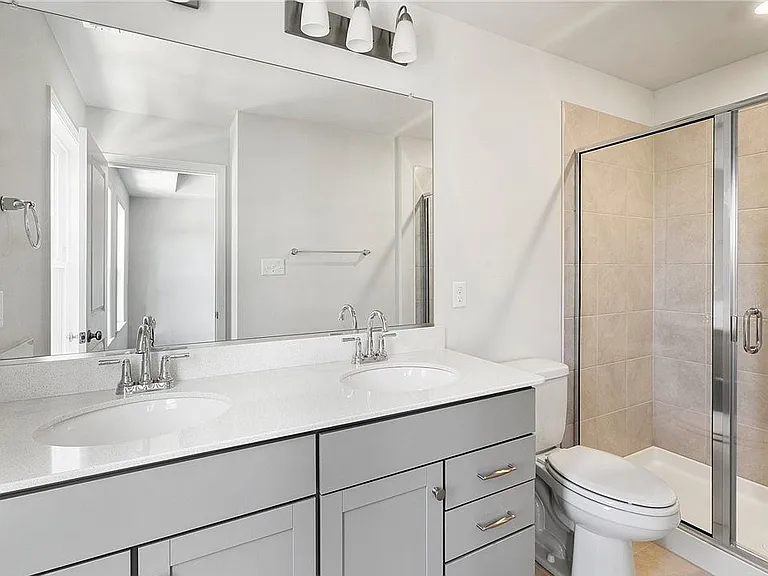 12427 Gaytoncrest Ln — Photo 7