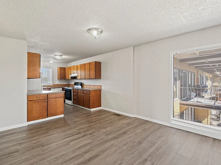 211 N Delaware Ave — Photo 39