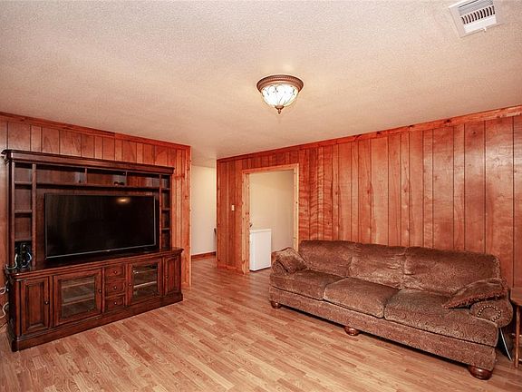 5th image of 19665 N White Oak Dr