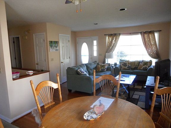 3rd image of 1109 K St
