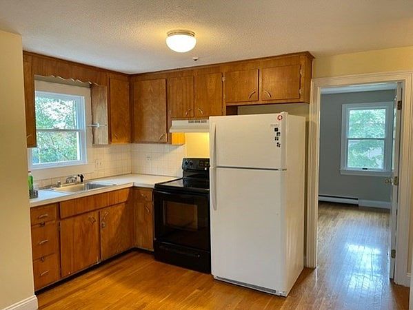 1st image of 20 Germain Ave #4