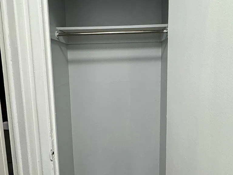206 E Ayre St #4 — Photo 10