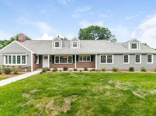 383 Converse St, Longmeadow, MA 01106