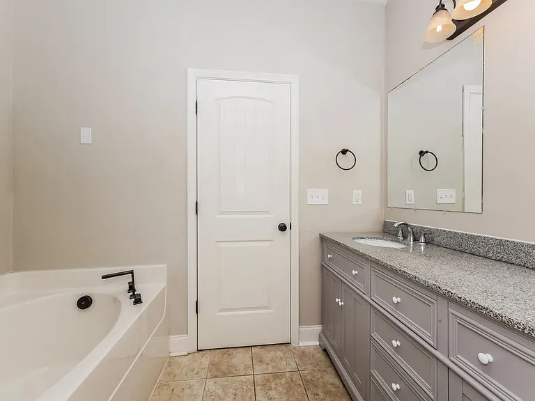 4236 Princeton Oaks Ln — Photo 13