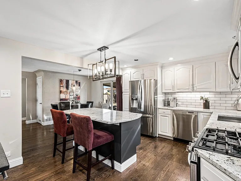 5560 E Thrill Pl — Photo 10