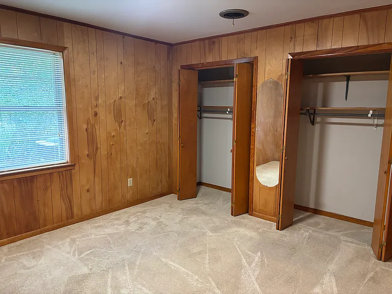 207 Courtland Cir — Photo 11