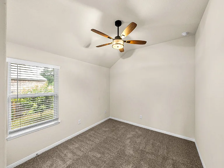 1507 Stony Island Dr — Photo 34